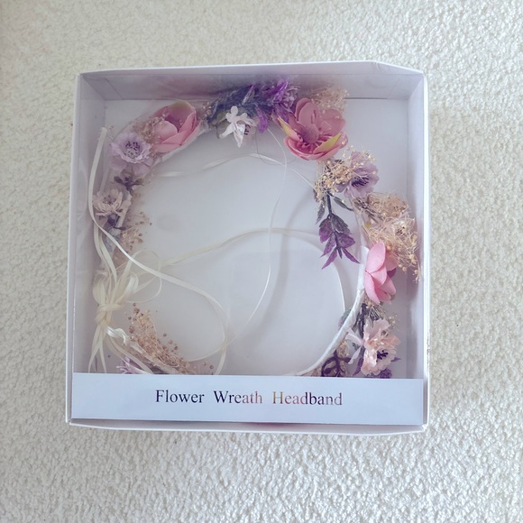 Edgehill Collection Accessories - Edgehill Collection Flower Wreath headband